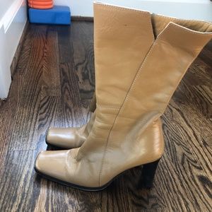 Charles David Boots Size 4.5 or 35